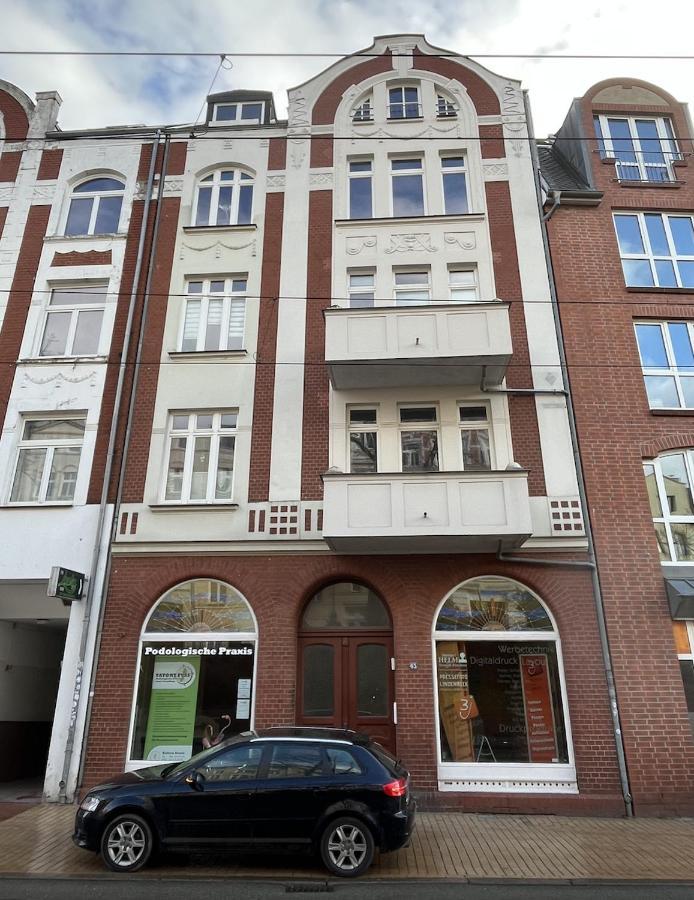 Endless: Mitten Im Zentrum Inkl. Stellplatz Schwerin  Exteriör bild